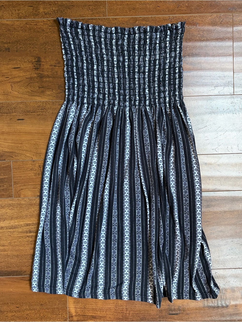Mandee Black and White Patterned Strapless Mini Dress